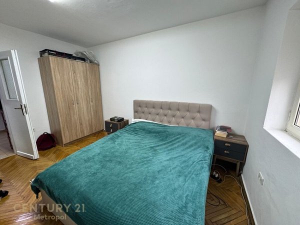 QENDER, APARTAMENT 2+1 PER SHITJE!