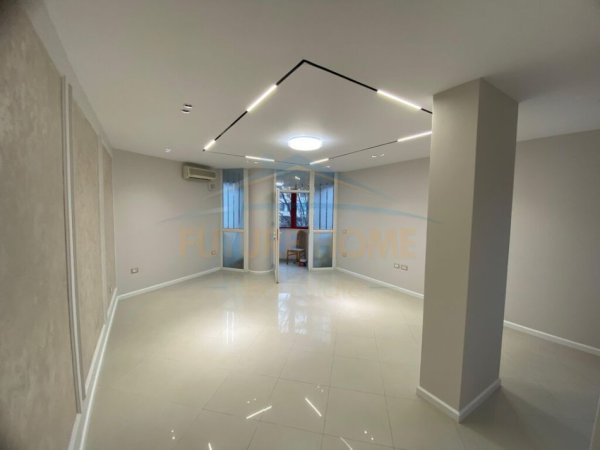 Shitet , Apartament 1+1 , Rr Irfan Tomini, Tirane