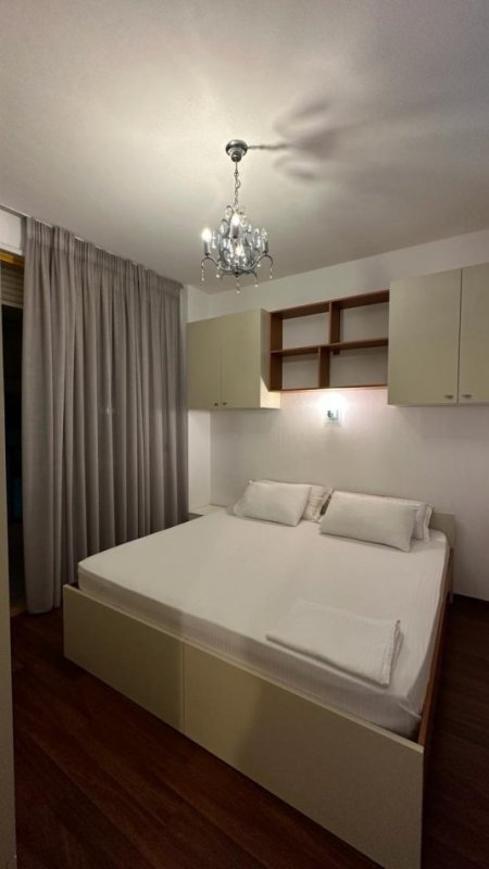 Apartament me qera 1+1 (Komuna Parisit)