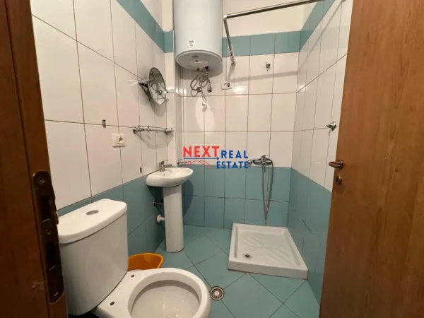 SHITET STUDIO NE LUNGOMARE, VLORE