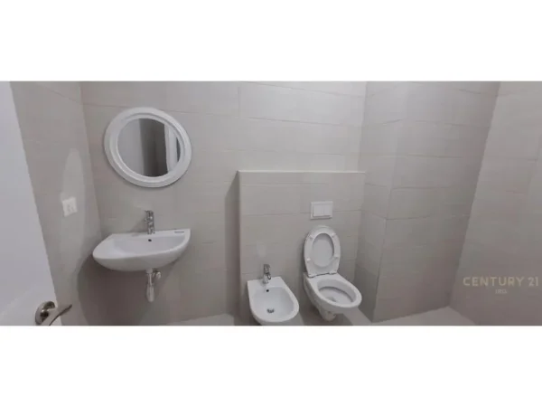 APARTAMENT 2+1TEK FARMACIA 10!