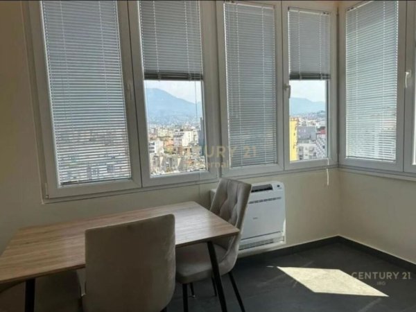 Jepet me qera apartament 1+1 Pazari i Ri