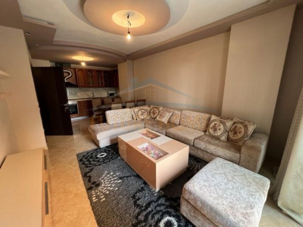 Shitet, Apartament 3+1+2, Unaza e Re, Tirane UNA38666