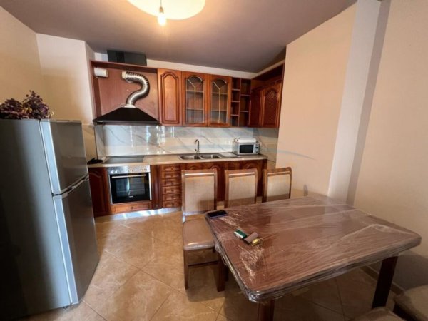 Shitet, Apartament 3+1+2, Unaza e Re, Tirane UNA38666