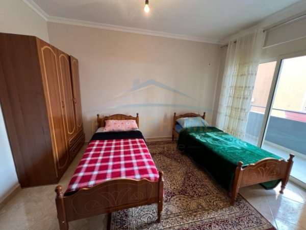 Shitet, Apartament 3+1+2, Unaza e Re, Tirane UNA38666