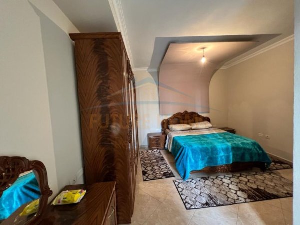 Shitet, Apartament 3+1+2, Unaza e Re, Tirane UNA38666