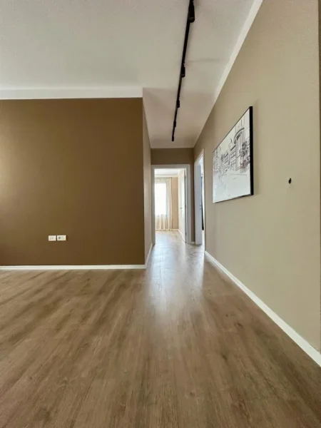 Shitet apartament 2+1+2 prane 21 dhjetorit