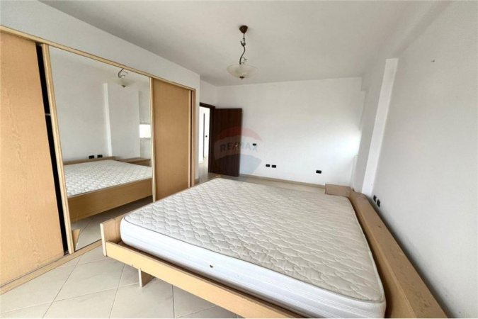 Shitet apartament 2+1 ne Astir