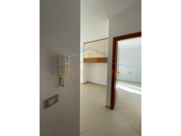 Shitet, Apartament 1+1,Ish Rajoni, Durres