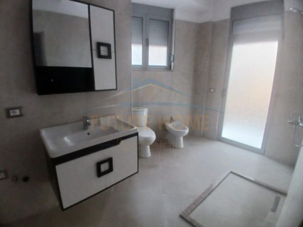 Qera, Apartament 2+1, Pranë Gjykatës, Durres