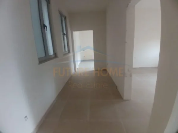 Qera, Apartament 2+1, Pranë Gjykatës, Durres