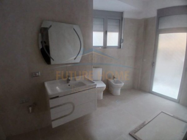 Qera, Apartament 2+1,Gjykata, Durres