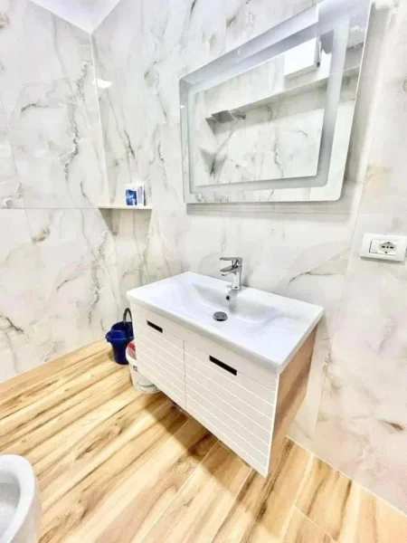 Apartament ne shitje!