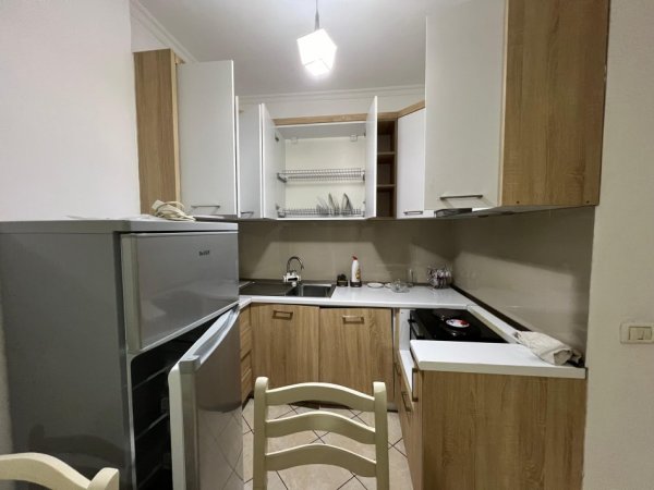 Jepet Apartament 1+1 me Qera, Misto Mame