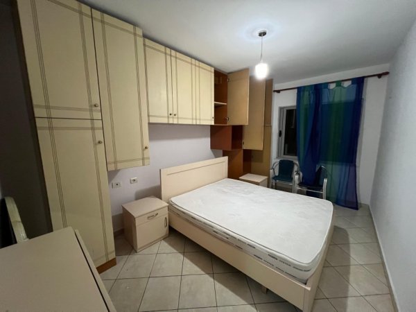 Jepet Apartament 1+1 me Qera, Misto Mame