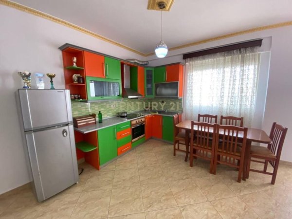 SHITET APARTAMENT 2+1 VIJE E PARE ME DETIN 107000EU