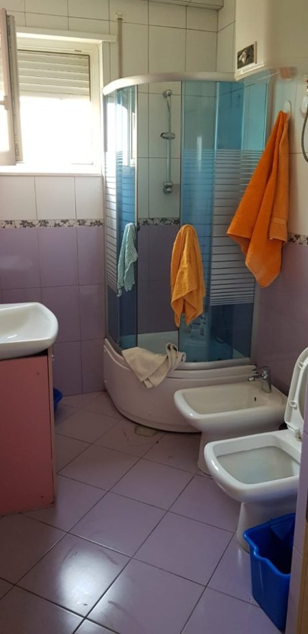 Apartament Me Qera 2+1 Tek Kompleksi Gener 2 Tirane.