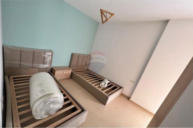 Jepet me qira apartament 1+1 tek Zoja e Keshillit te Mire