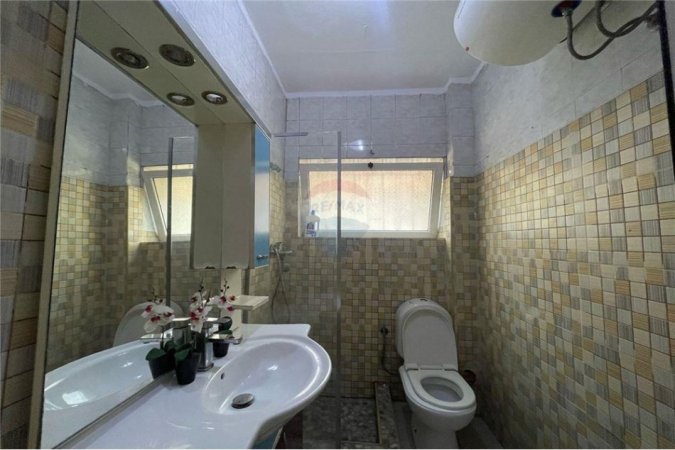 Apartament 3+1+post parkimi ne shitje te Brryli!