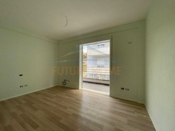 Shitet apartament 3+1+2 Fresk, Tirane