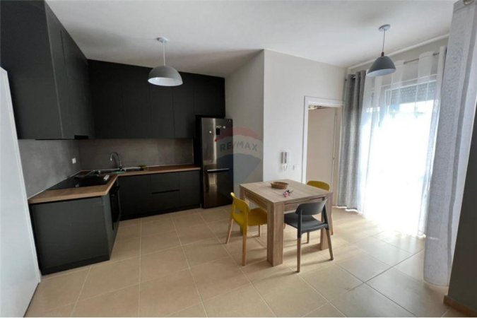 Apartament 1+1 me qera ne Laprake