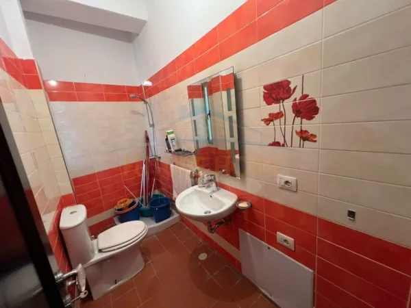 Shitet apartament 2+1+2 Fresk , Tirane