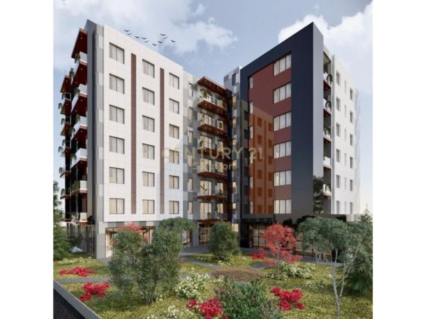 SHESIM APARTAMENT 2+1 PRANE UNAZES SE RE NE PASKUQAN