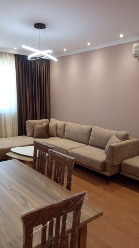 Apartament me qera 1+1 i mobiluar Astir buze rruges kryesore  perballe ozone