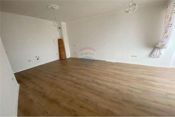 Apartament 2+1 per shitje ne Astir !