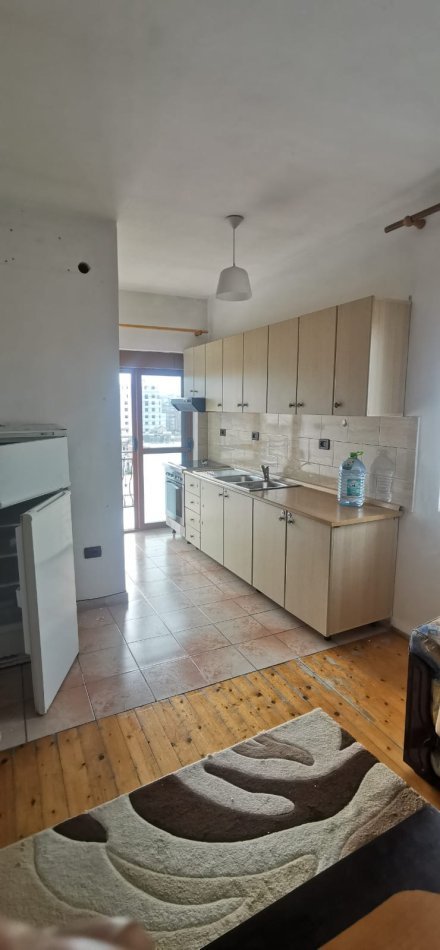 Apartament me Qera 1+1