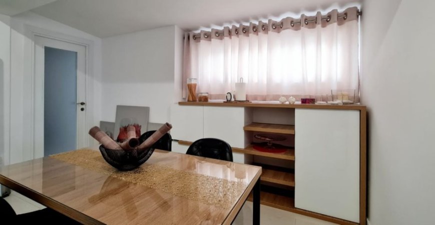 Qera, Apartament 2+1, Komuna e Parisit.