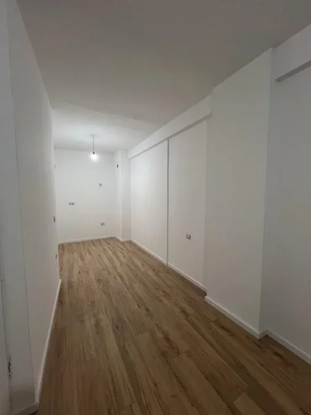 Shitet 1+1, 70 m2, Astir