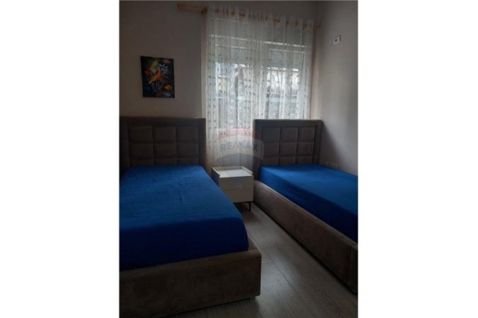 Jepet me qera apartament 2+1 prane Delijorgjit