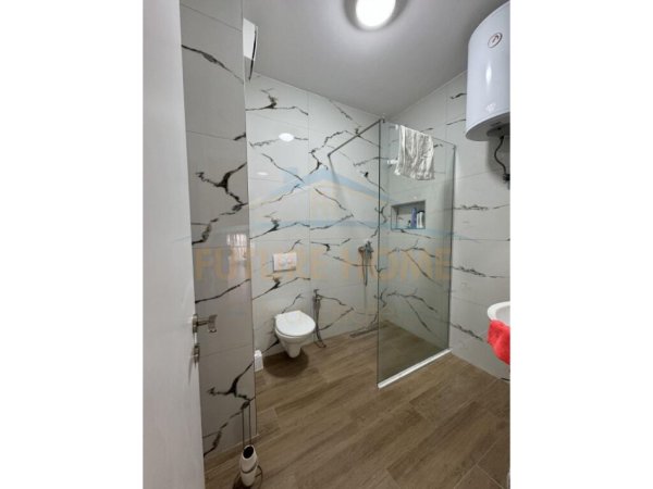 Shitet, Apartament 2+1+, Unaza e Re.
182,000 €