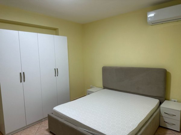 Apartament 2+1 Per Qera Tek Shkolla E Baletit (ID B220734) Tirane