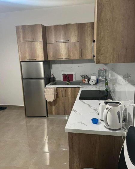 Jepet me Qera Apartament 1+1,bllok 750 euro/muaj