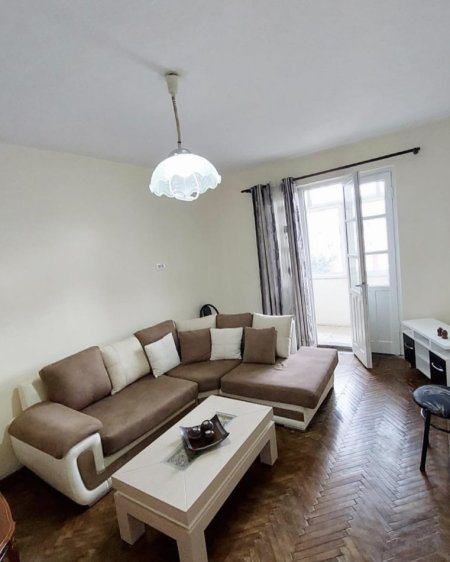 Apartament 2+1 me qera pediatria,qsut