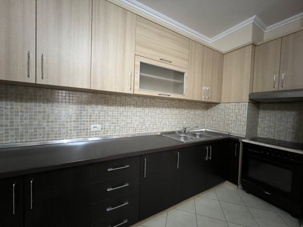 Qera, Apartament 2+1+2 Don Bosko