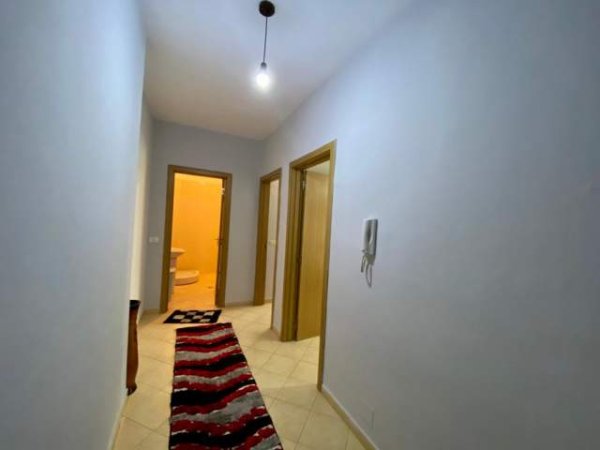 Tirane, jepet me qera apartament 1+1+BLK Kati 3, 65 m² 280 Euro (Vila L)