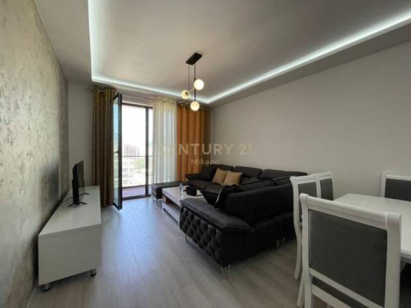 Tirane, jepet me qera apartament 1+1+BLK Kati 7, 65 m² 500 Euro (Unaza e Re)