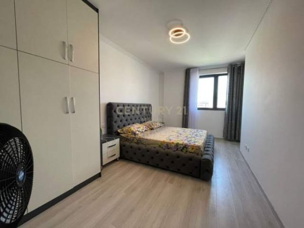 Tirane, jepet me qera apartament 1+1 Kati 7, 78 m² 500 Euro (Astiri)