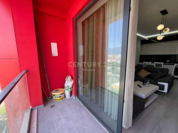 Tirane, jepet me qera apartament 1+1+BLK Kati 7, 65 m² 500 Euro (Unaza e Re)