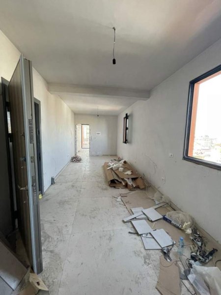 Tirane, shes apartament 1+1+BLK Kati 5, 59 m² 72.000 Euro