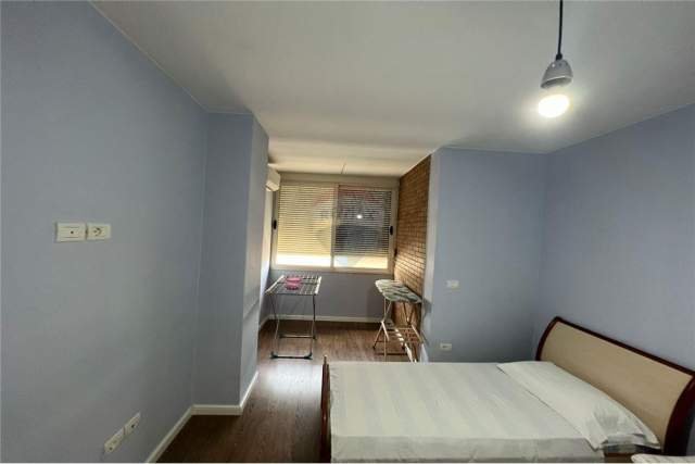 Tirane, jepet me qera apartament 2+1 Kati 7, 119 m² 600 Euro (Rruga e Bogdaneve)