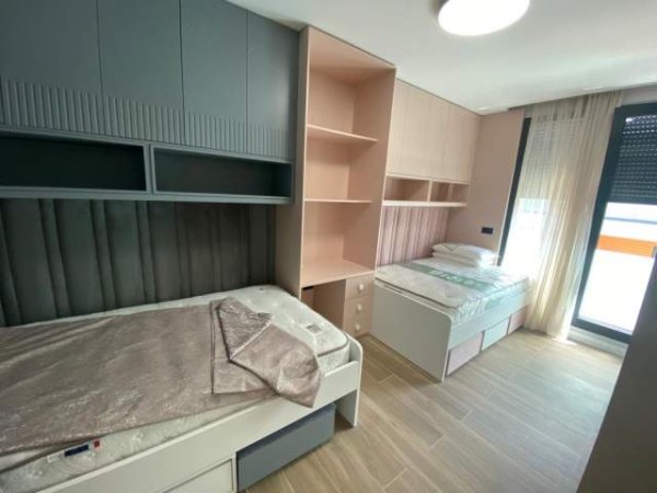Tirane, jepet me qera apartament 2+1+BLK Kati 2, 118 m² 1.500 Euro (TEG)