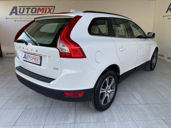 Tirane, shes xhip Volvo xc60 Viti 2011, 14.400 Euro