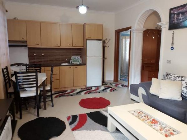 Tirane, jepet me qera apartament 2+1+BLK Kati 2, 85 m² 350 Euro