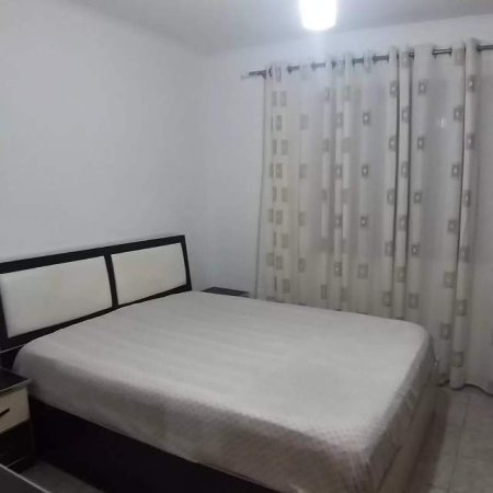 Tirane, jepet me qera apartament 2+1+A+BLK Kati 6, 80 m² 400 Euro (21-Dhjetori)