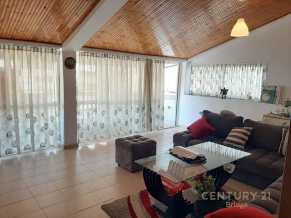 Tirane, shitet apartament 1+1+BLK Kati 6, 142 m² 130.000 Euro (prane Kristal Center)