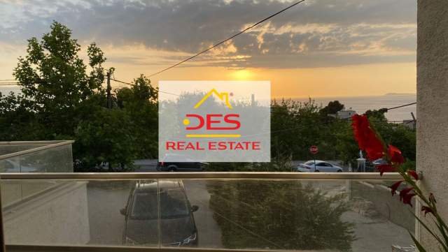 Vlore, shitet apartament Kati 1, 70 m² 77.000 Euro (Rruga Dhimiter Konomi)